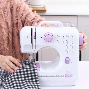 Máquina de Costura Mini Portátil Multifuncional Bivolt 12 Pontos para Uso Doméstico e Reparos em Roupas